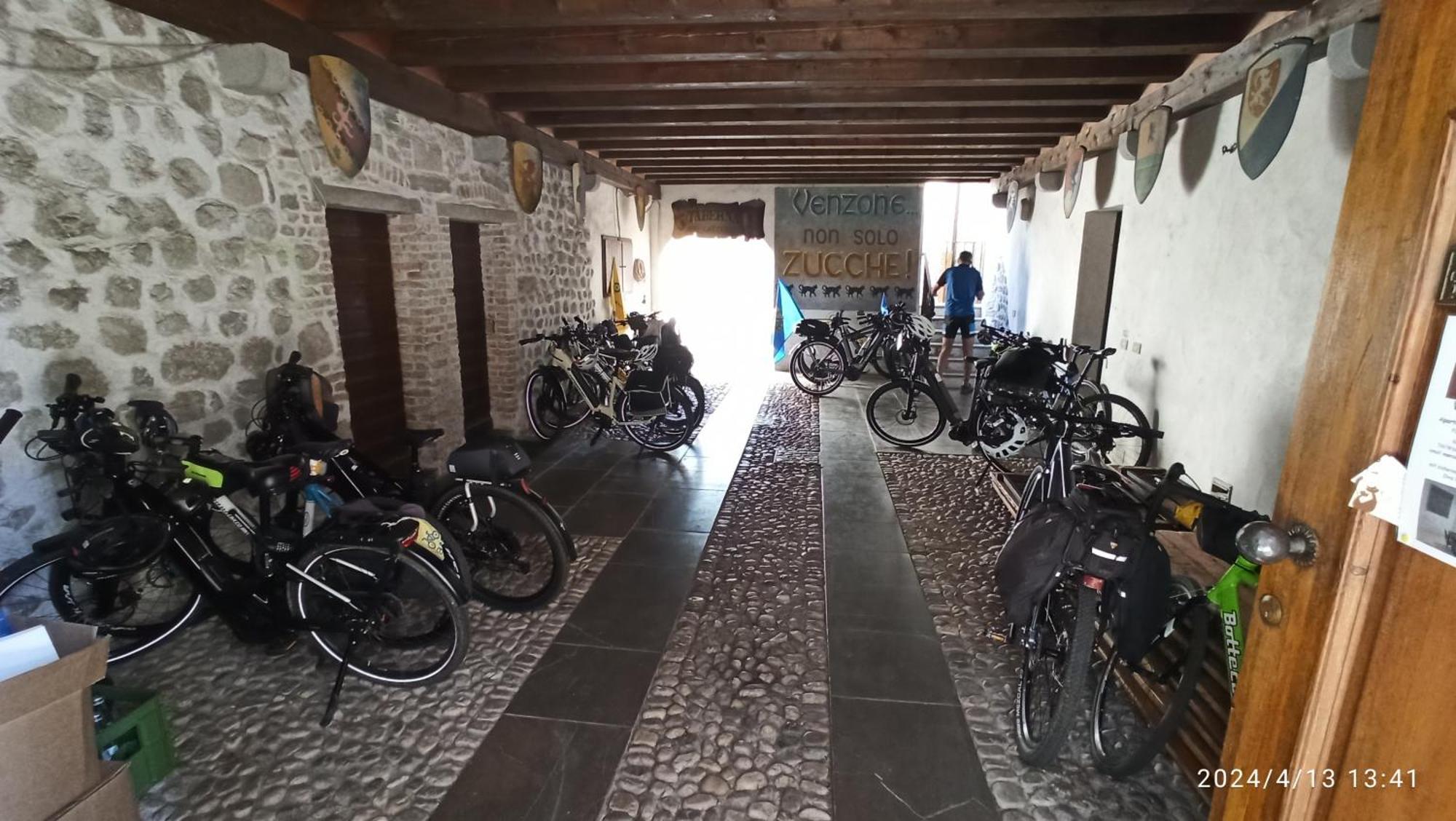 Appartamento Taverna Gattolini فينزوني المظهر الخارجي الصورة